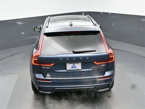 New 2026 Volvo XC60 B5 Ultra w/ Protection Package Premier image 40