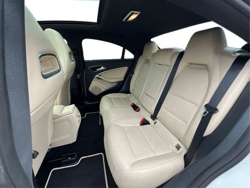 Used 2018 Mercedes-Benz CLA 250 4MATIC image 13