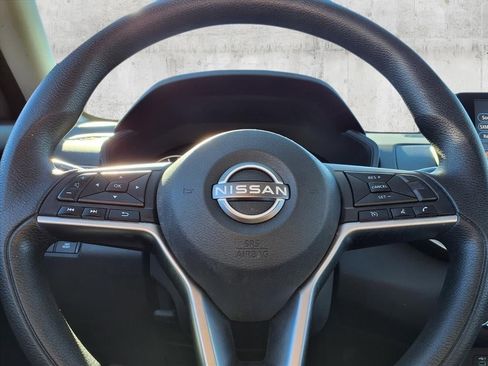 Used 2024 Nissan Altima 2.5 SV image 22