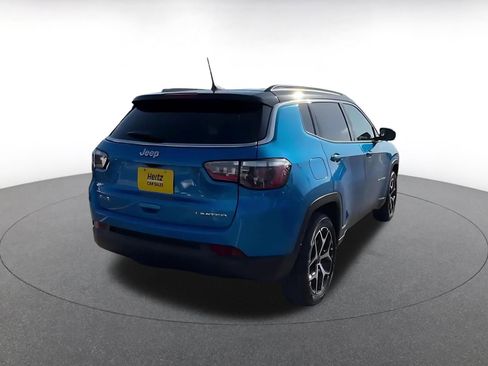 Used 2025 Jeep Compass Limited image 15