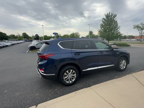 Used 2019 Hyundai Santa Fe SE FWD image 8