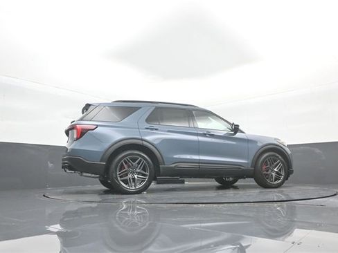 New 2026 Ford Explorer ST w/ Sun And Sound Package image 31