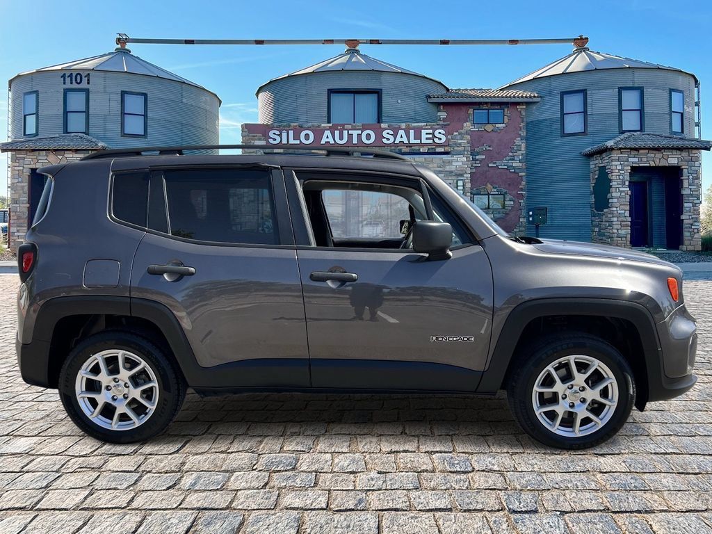 Used 2019 Jeep Renegade Sport w/ Sport Appearance Group AWD/4WD image 6