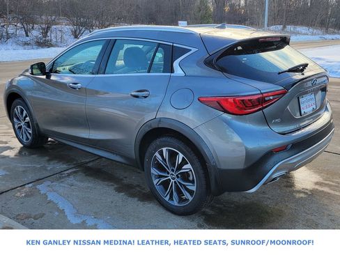 Used 2018 INFINITI QX30 Premium w/ Cargo Package image 5