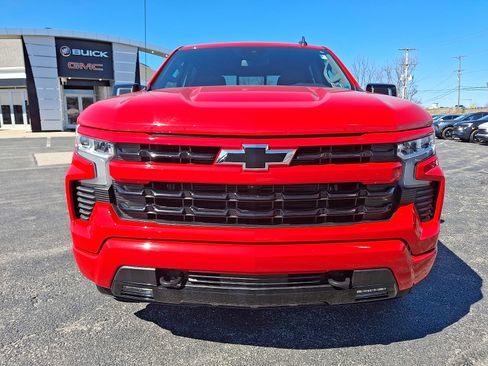 Used 2023 Chevrolet Silverado 1500 RST w/ Convenience Package II AWD/4WD image 3