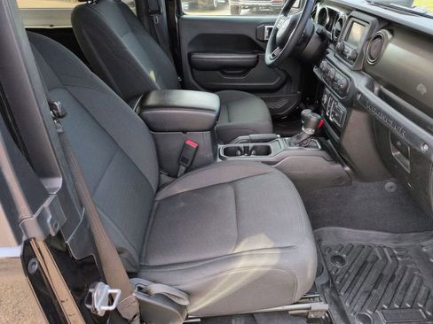 Certified 2019 Jeep Wrangler Sport S image 26