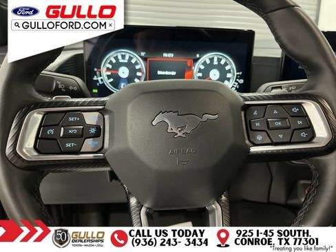 Used 2025 Ford Mustang GT RWD image 19