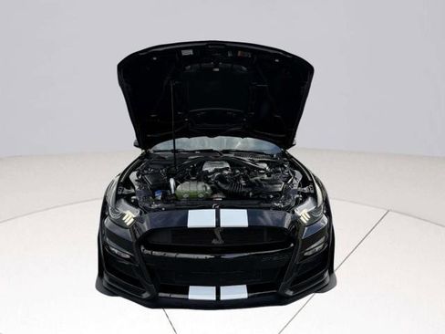 Used 2021 Ford Mustang Shelby GT500 w/ Carbon Fiber Track Pack RWD image 56