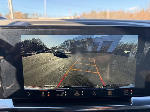 New 2026 GMC Sierra 2500 SLT w/ SLT Premium Package image 16