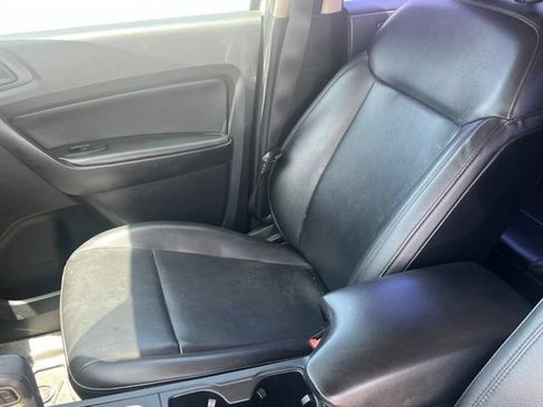 Used 2019 Ford Ranger XL w/ Equipment Group 101A Mid RWD image 5