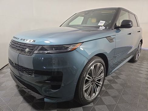 New 2026 Land Rover Range Rover Sport Dynamic SE AWD/4WD image 2