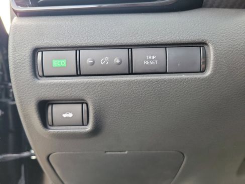 New 2025 Nissan Sentra SV w/ All-Weather Package image 15