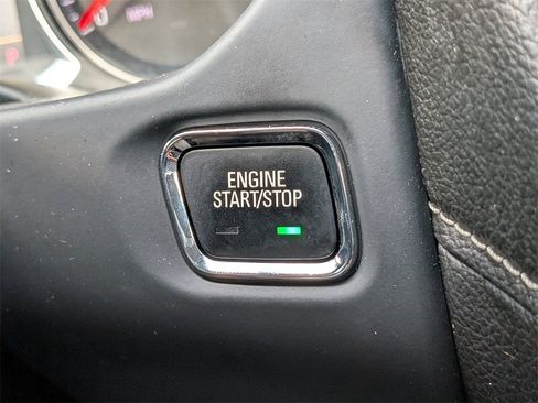 Used 2023 GMC Acadia SLT image 33