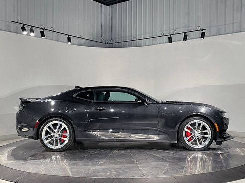 Used 2024 Chevrolet Camaro SS RWD image 5