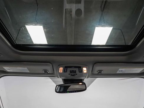 Certified 2026 Toyota Sienna XLE FWD image 16