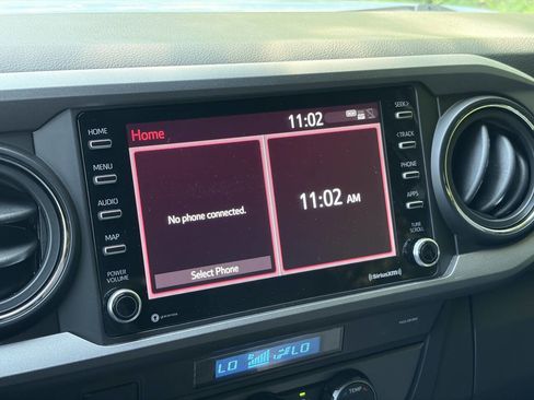 Used 2021 Toyota Tacoma TRD Sport w/ Technology Package RWD image 39