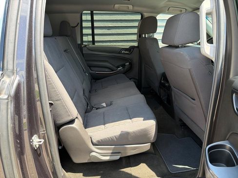 Used 2017 GMC Yukon XL SLE w/ Convenience Package AWD/4WD image 17