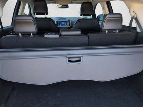 Used 2020 Ford Edge SEL w/ Convenience Package image 19