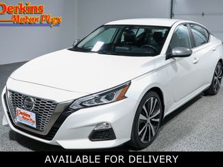 Used 2020 Nissan Altima 2.5 SR FWD video 1
