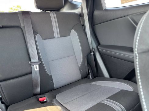 Used 2025 Chevrolet Blazer LT FWD image 31