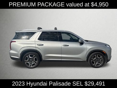 Used 2023 Hyundai Palisade SEL w/ Premium Package image 2