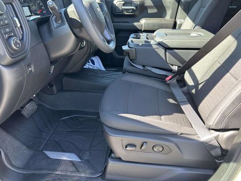 New 2026 Chevrolet Silverado 1500 Custom w/ LPO, Dark Essentials Package AWD/4WD image 16