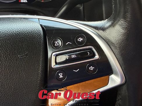 Used 2017 Cadillac Escalade Luxury RWD image 36