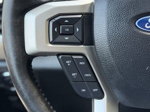 Used 2020 Ford F150 Lariat AWD/4WD image 12