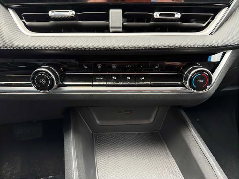 New 2026 Chevrolet Equinox LT image 28