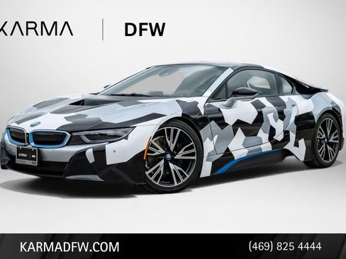 Used 2015 BMW i8 image 1