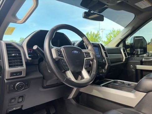Used 2021 Ford F250 Lariat w/ Lariat Ultimate Package AWD/4WD image 13