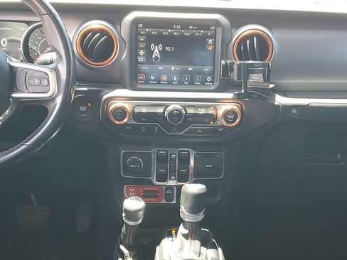 Used 2021 Jeep Gladiator Mojave AWD/4WD image 15