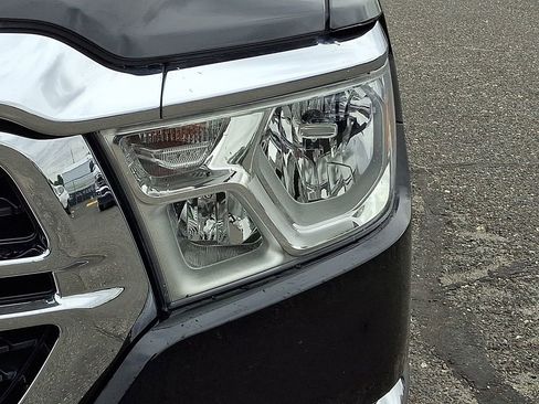 Used 2021 RAM 1500 Big Horn AWD/4WD image 9