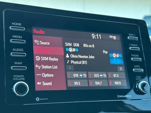 Used 2023 Toyota Camry SE w/ Convenience Package image 17