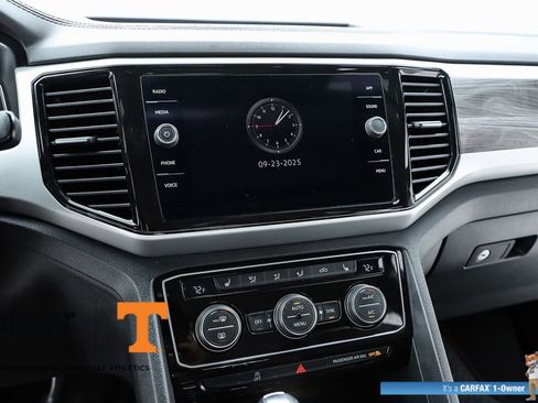 Used 2022 Volkswagen Atlas Cross Sport SE image 65