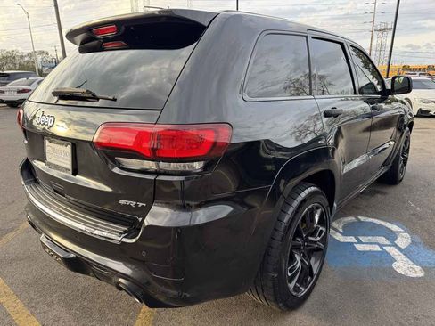 Used 2012 Jeep Grand Cherokee SRT8 w/ Luxury Group II image 5