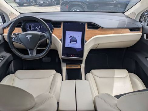 Used 2019 Tesla Model X Long Range image 23