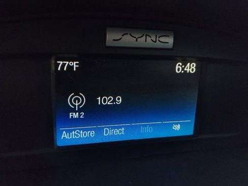 Used 2017 Ford Escape SE FWD image 25