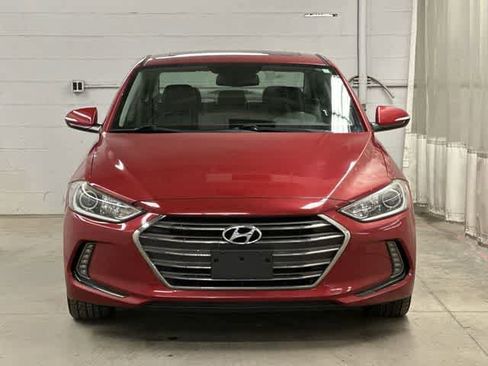 Used 2017 Hyundai Elantra Limited w/ Limited Tech Package 04 image 21