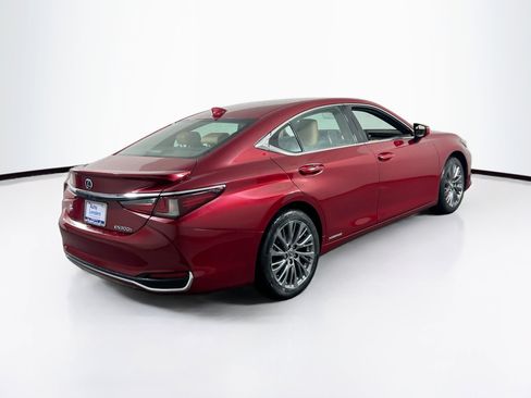 Used 2021 Lexus ES 300h w/ Premium Package FWD image 5