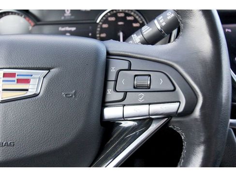 Used 2020 Cadillac XT6 Premium Luxury image 17