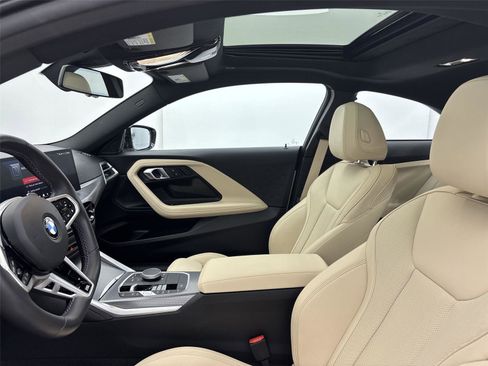 Used 2025 BMW M240i xDrive Coupe image 24