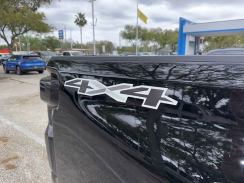 Used 2024 Chevrolet Silverado 2500 Custom w/ Custom Value Package image 14