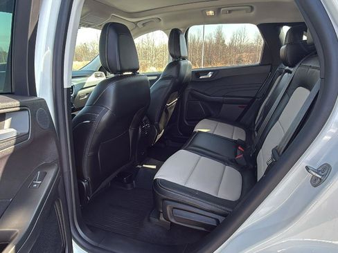 Used 2022 Ford Escape Titanium w/ Titanium Elite Package image 23