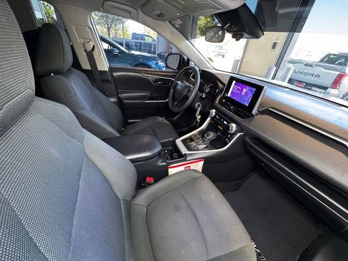 Certified 2023 Toyota RAV4 LE AWD/4WD image 47