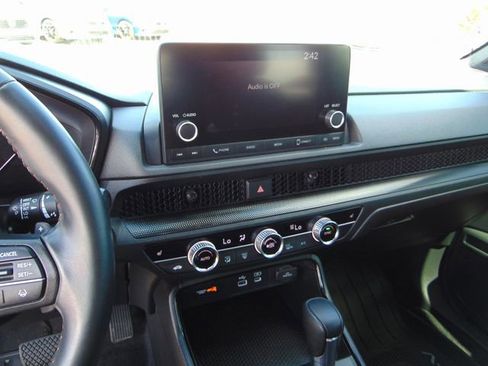 Used 2023 Honda CR-V Sport image 12
