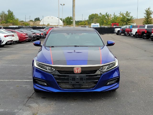 Used 2018 Honda Accord Sport image 3