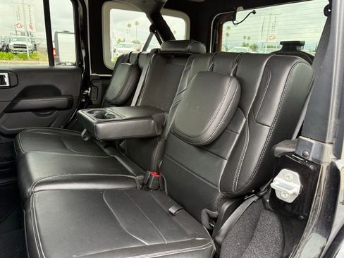 Used 2023 Jeep Wrangler Unlimited Sahara w/ Cold Weather Group image 4