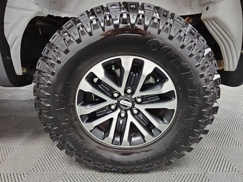 Used 2019 Ford F150 Raptor w/ Equipment Group 801A Mid AWD/4WD image 44