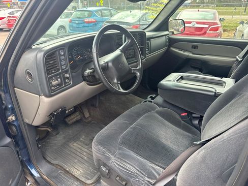 Used 2002 Chevrolet Suburban LS w/ Trailer Pkg image 9